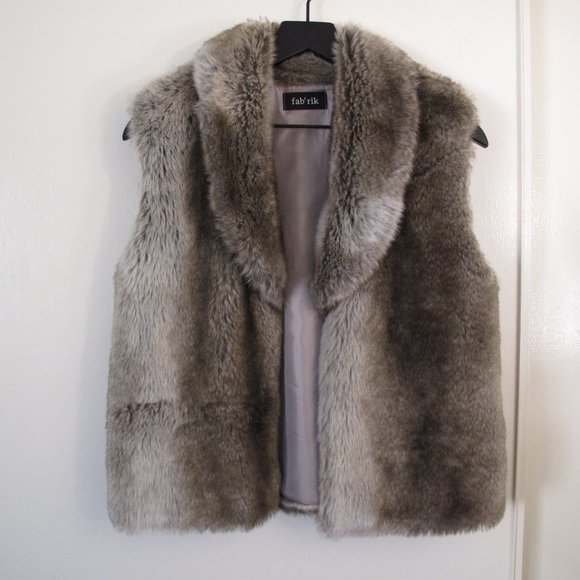 FAB'RIK Faux Fur Vest - Picture 2 of 10
